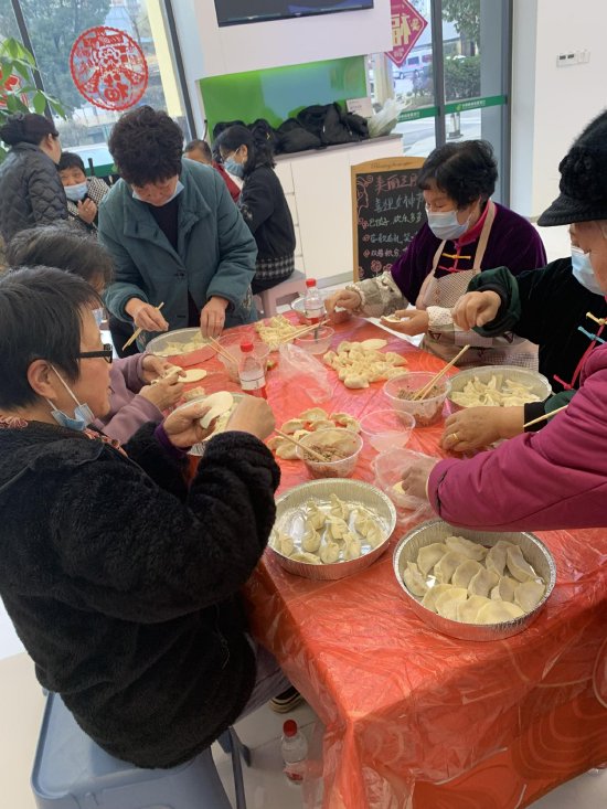 三八节包饺子活动主题图片