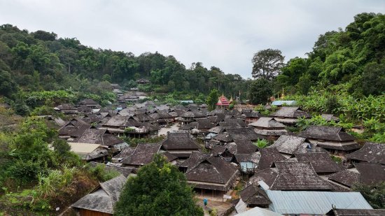 电影《一点就到家》取景地糯岗古寨
