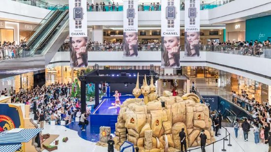 沈阳市府恒隆广场11周年庆开幕式暨太阳马戏创排X秀《维尔玛的秘密》东北首演