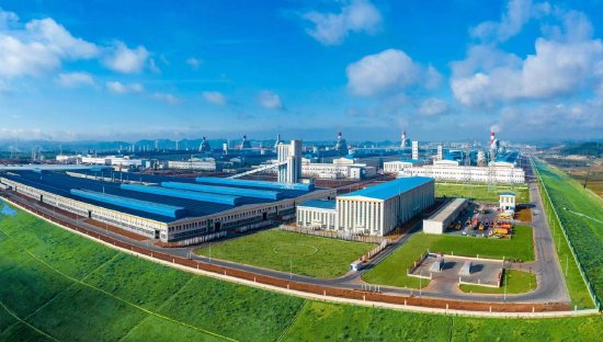 绿意盎然的绿色铝创新产业园 王国礼 摄