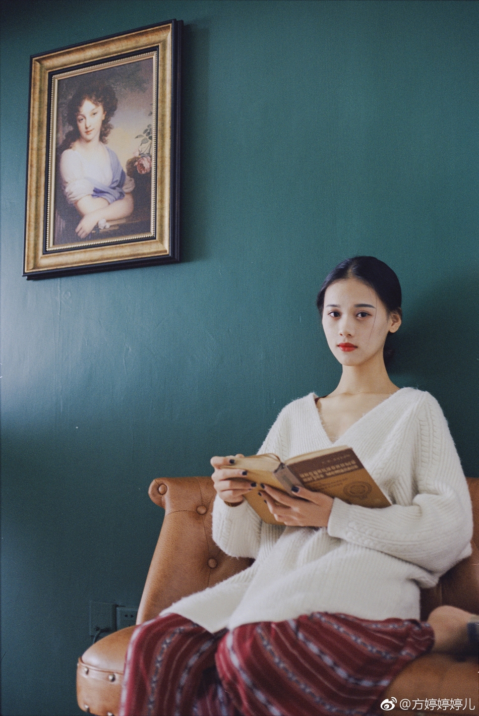 组图:广州大学舞蹈系校花笑容清纯身材好