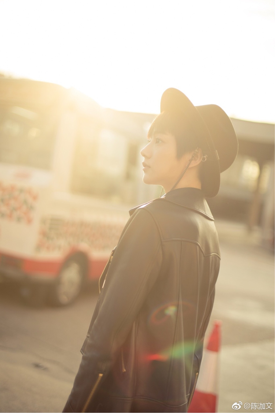 组图:《沙海》短发小花陈泇文 原来长发时这么仙!