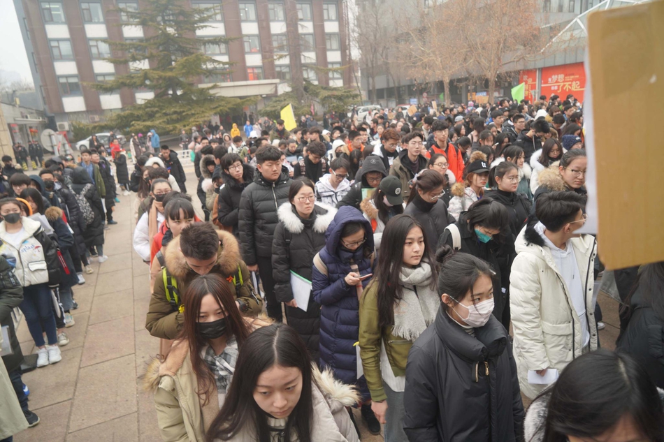 组图:直击北京电影学院艺考 独家揭秘考试现场