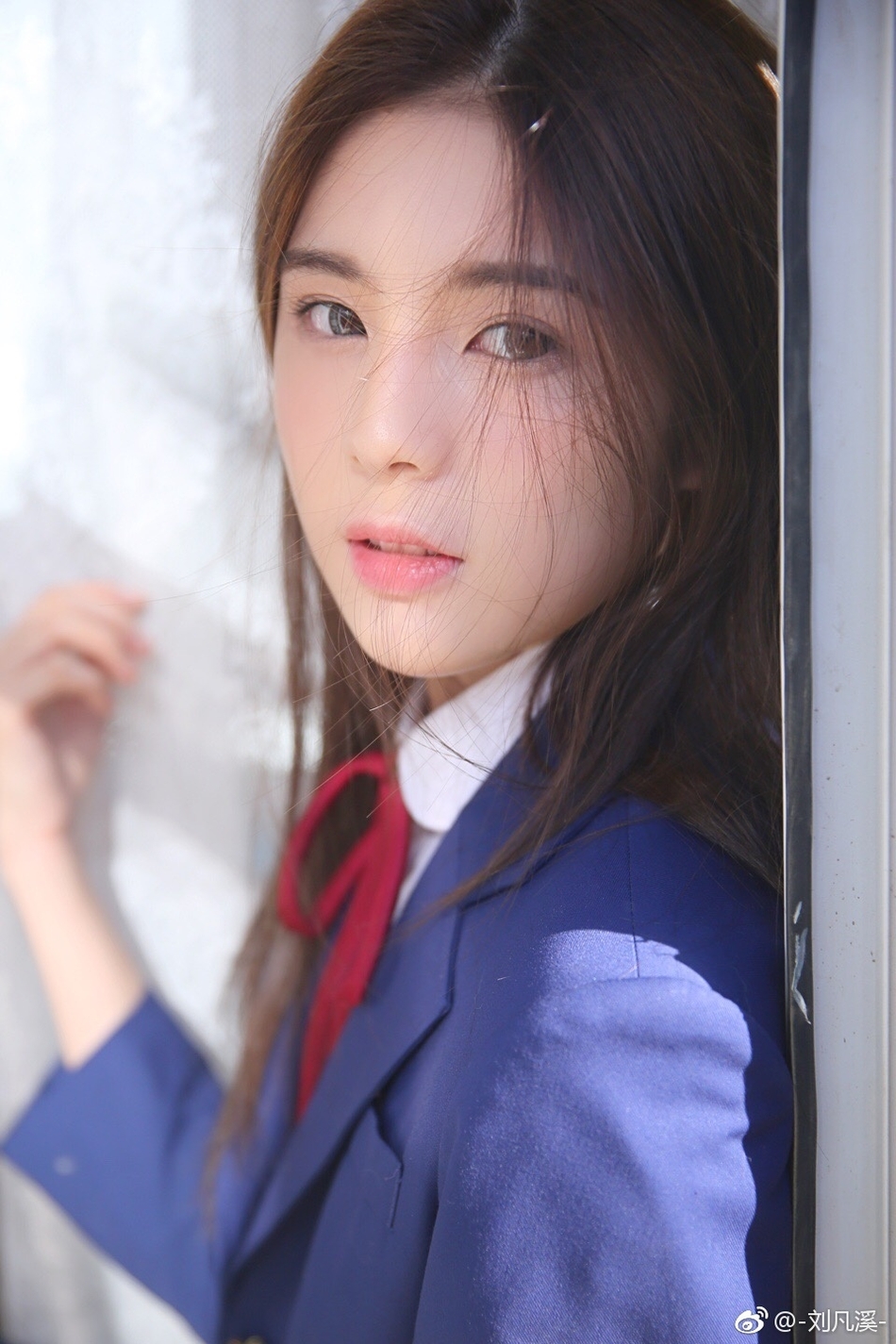 00后校花驾到 多才多艺清纯靓丽