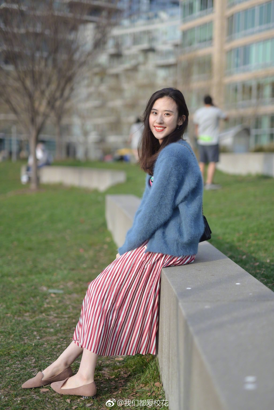 波士顿大学甜美校花 笑起来神似奶茶妹妹