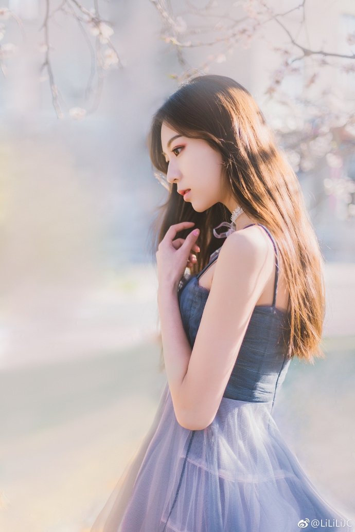 组图哈尔滨师范大学校花风格百变风情万种