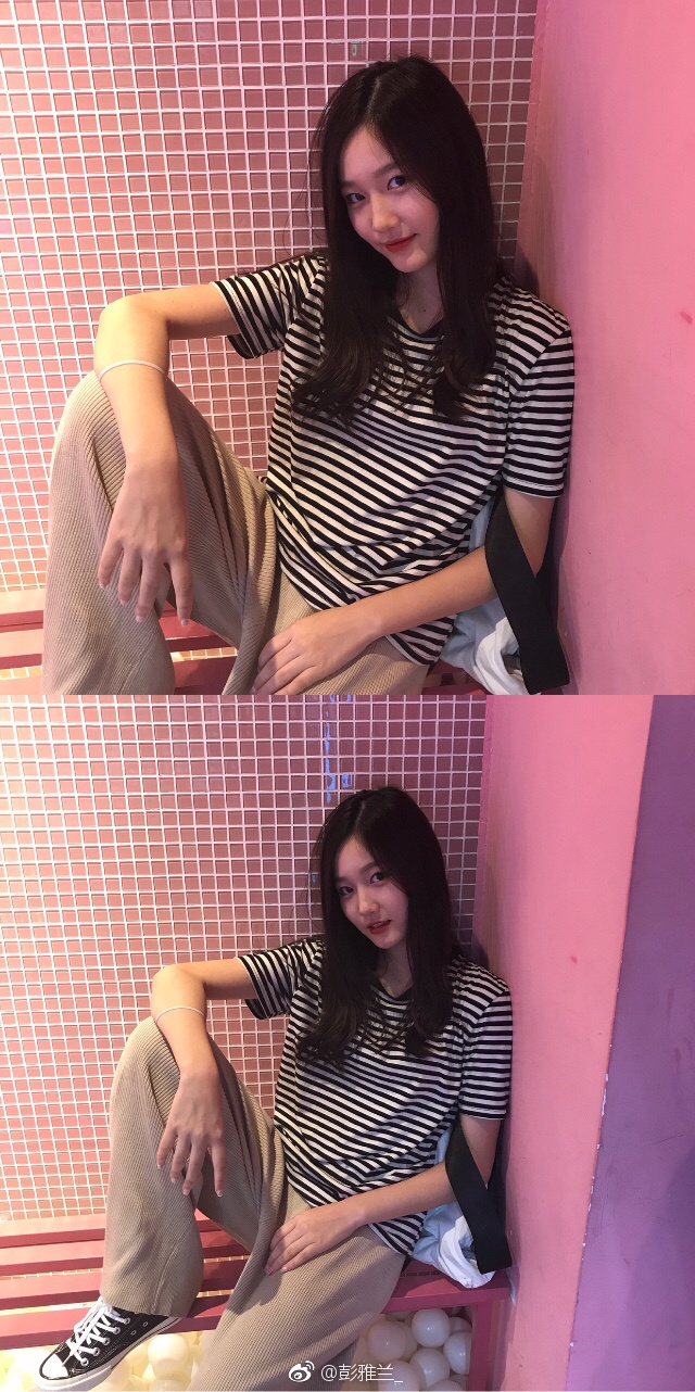 近日,四川某高校校花彭雅兰在微博上晒出一组写真,慵懒的长发迷离的