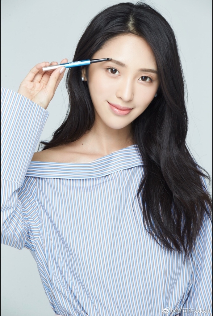 组图校花晒秀和写真网友称中式婚服美爆了