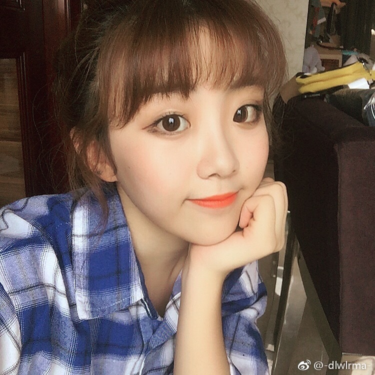 组图:沈阳音乐学院可爱校花 清新自然韩范十足