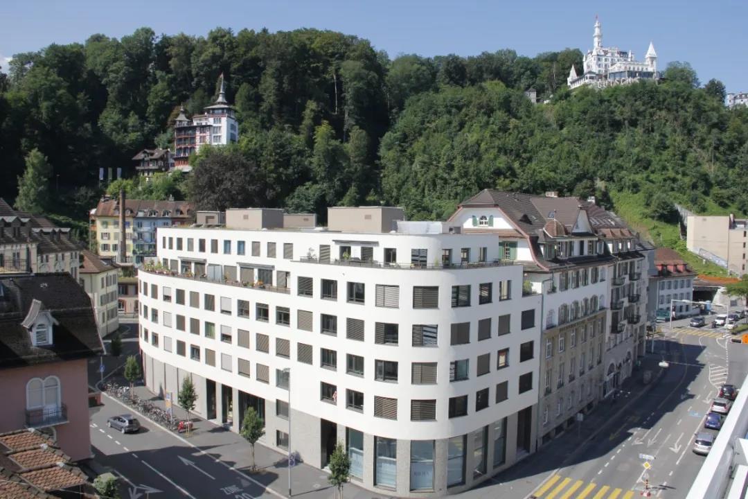 择校直通车遇见bhms瑞士工商酒店管理学院