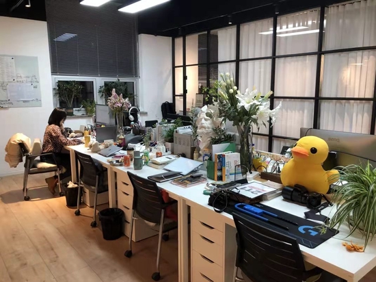 Cpèç çèå¸å¨åå
¬å®¤å¤è¯¾ãå访è
ä¾å¾