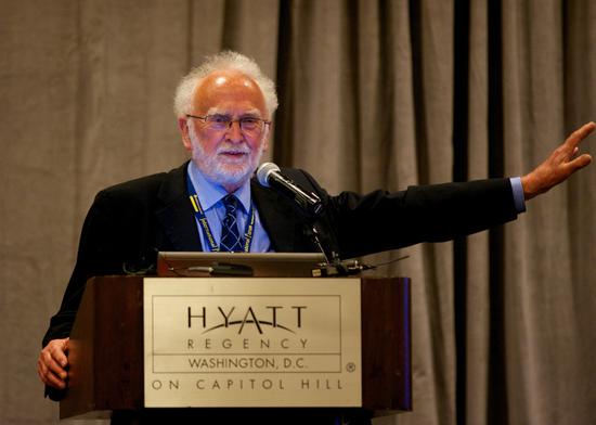 外国领养中国儿童数量锐减高峰时每年上万