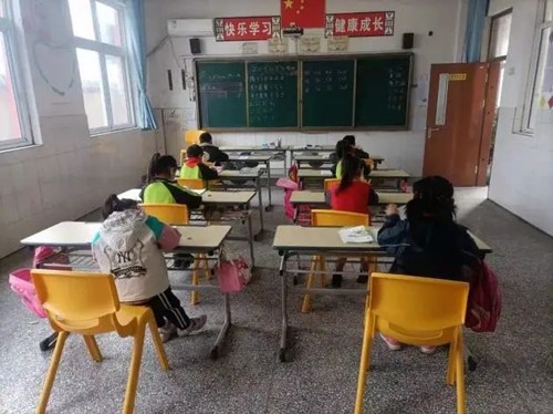 俞敏洪:捐獻8萬套課桌椅給鄉村學校 計劃成立農業平臺