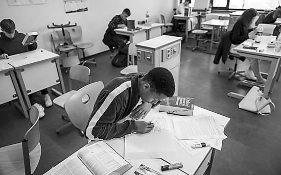 英国2020大学艺术设_2020艺术设计世界大学排名解读:英国皇家艺术学院(2)