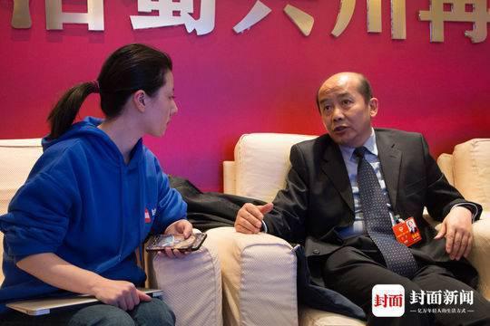 张力委员:建议缩短学制 小学变5年高中变2年