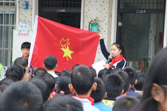 寻找乡村教师代言人武汉祁家湾街道寄宿小学杜芬