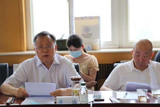 中国教育报刊社党委书记、社长 翟博