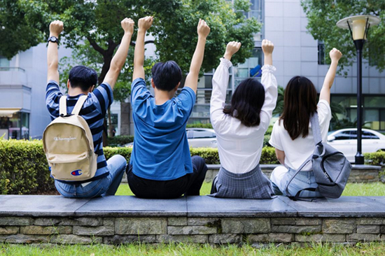 美最新数据：新学年中国学生申请人数比去年减少18%