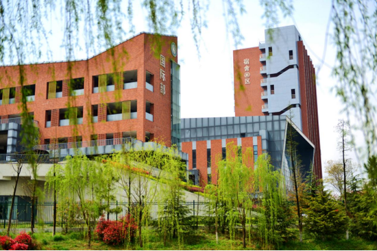 苏州择校展直通车直联国际学校招生官无锡市大桥实验学校向你发来邀请