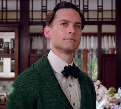 要准确理解这句话,首先需要理解snobbish这个词.