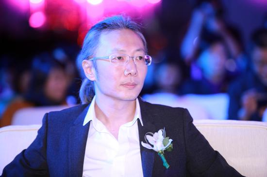 图文:新浪商业内容中心总监王屹出席教育盛典