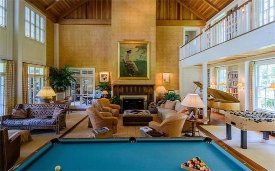 位于美国纽约汉普顿斯的Briar Patch，售价1.4亿美元(约8.7亿人民币)。隶属Georgica Pond地产，占地11.2英亩。