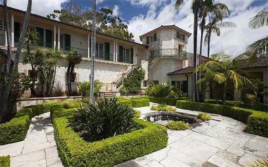 位于美国加利福尼亚州蒙特西托的The Rancho San Carlos，售价1.25亿美元(约7.74亿人民币)，占地逾237英亩，已有100多年的历史。