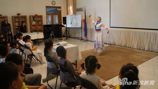 芳草地国际学校学子走进菲律宾驻华使馆