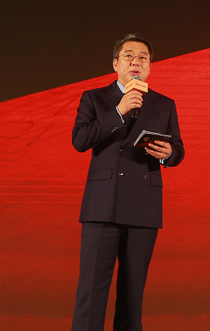 知名主持人乐视体育联席总裁刘建宏主持盛典