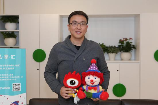 2016教育盛典现场,新浪教育特别独家对话金宝贝的全球ceo张振宇博士