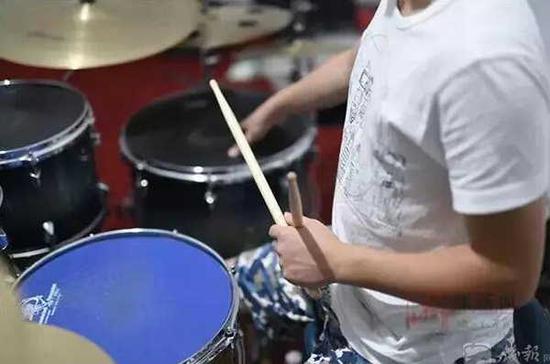 方正天爵士鼓成绩斐然