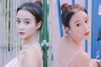 同济校花置身麦田神情陶醉