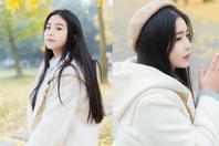 同济校花置身麦田神情陶醉