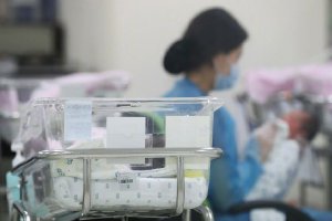 云南:督促女职工比例较高的单位执行好生育休假制度