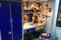 同济校花置身麦田神情陶醉