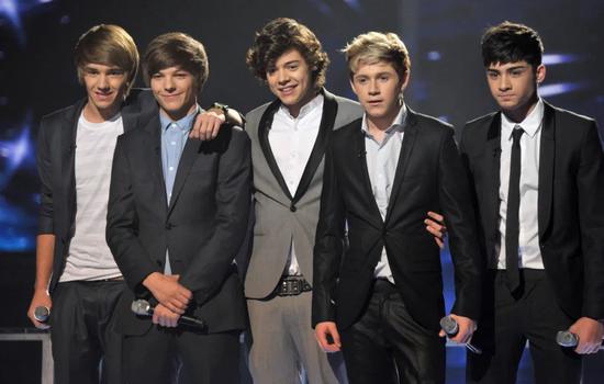 年one Direction他们会有新动作 拼车卡拉ok秀 One Direction 十周年 新浪时尚 新浪网 年one Direction他们会有新动作 拼车卡拉ok秀 One Direction 十周年 新浪时尚 新浪网