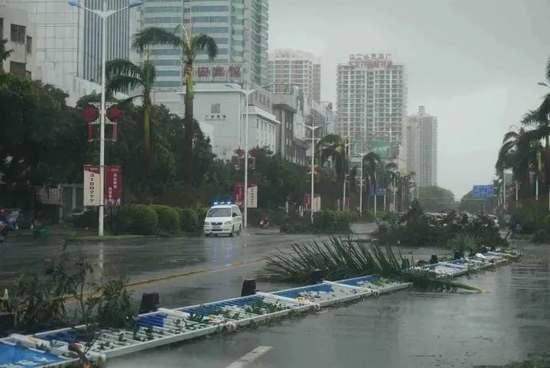 ̨���µı���