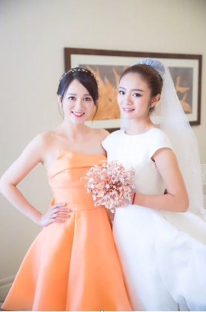 安以轩披上婚纱,让美没有束缚