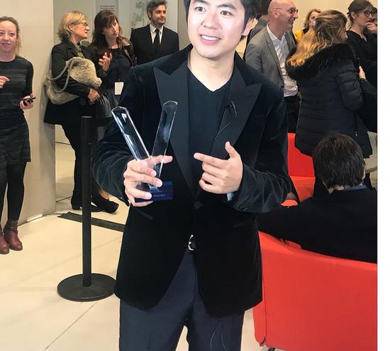 郎朗荣获法国胜利大奖成首位中国获奖者