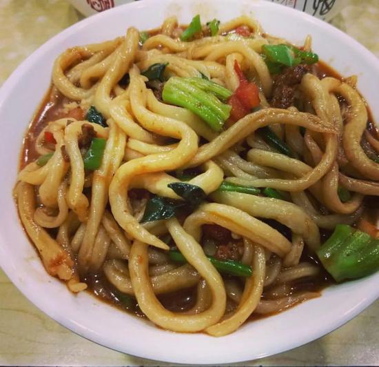 来一大碗山西刀削面幸福一整天