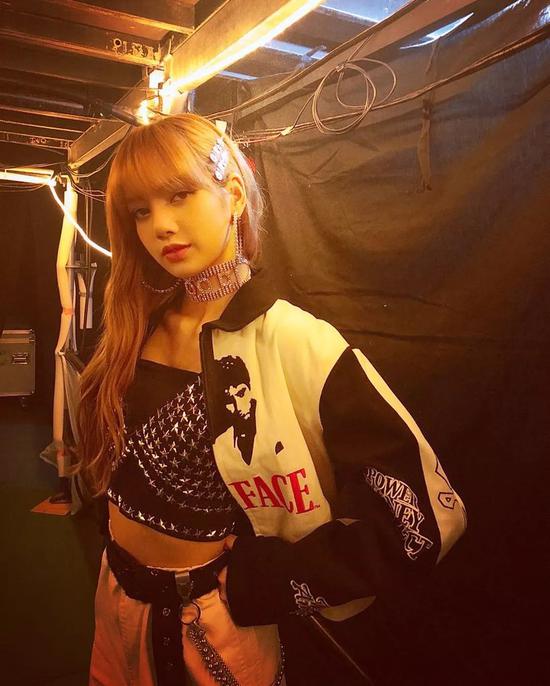 人间芭比回归用实力击退霸凌所有的付出都不会白费