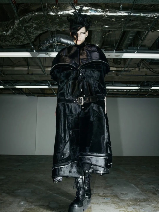  Junya Watanabe 2022 FW / Via VOGUE