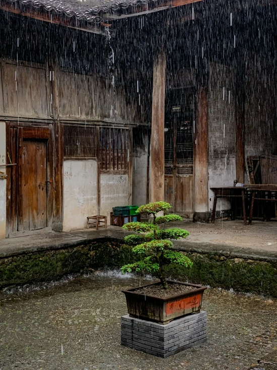 王源最新综艺在此取景 少有人知的古镇再也藏不住了