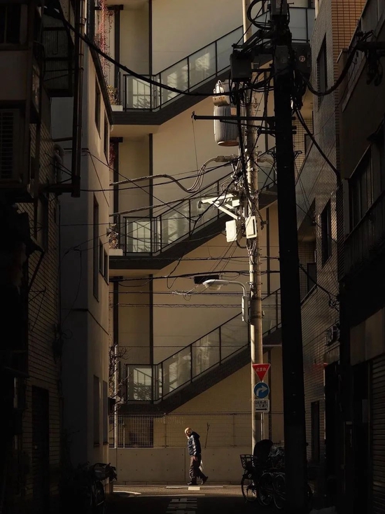 Kuramae Japan / Via Yuthanan