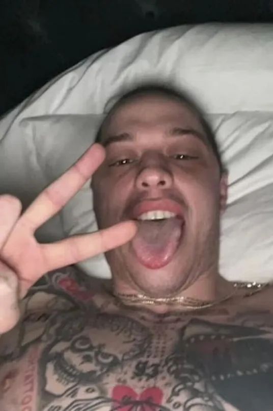 Kim Kardashian & Pete Davidson