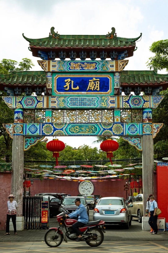 Wenchang Confucian Temple has no gate, only two side gates.Photography / Xie Mo