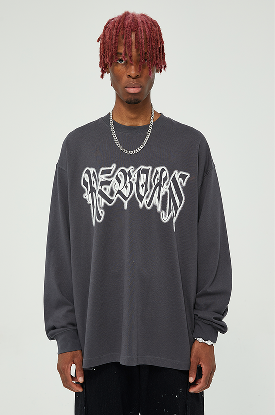 CHIGGALAB 黄鬼幻影哥特字母印花宽松圆领长袖 T 恤