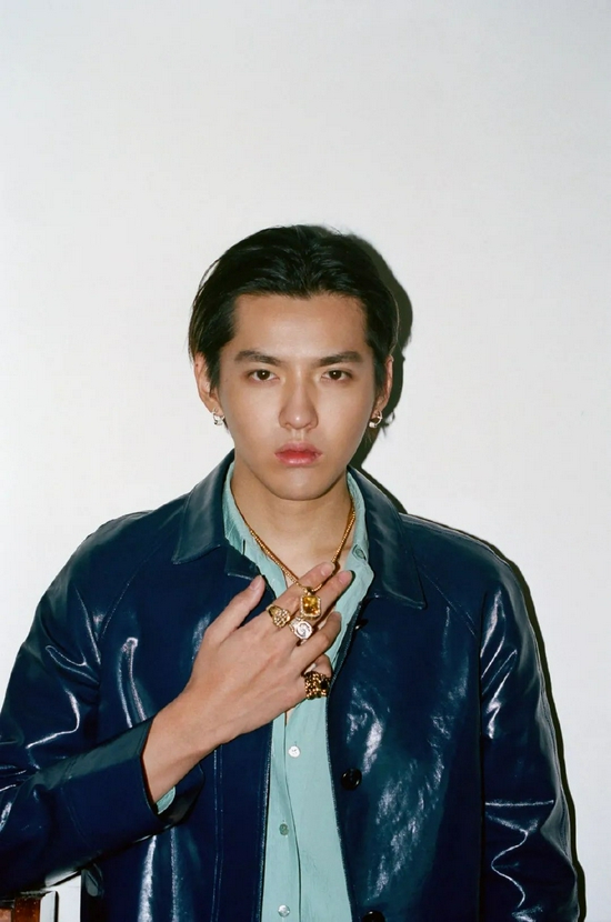 吴亦凡因为瘦了喜提热搜?其实只是开了个瘦脸滤镜