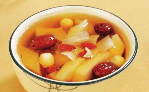 哪些方法可以有效祛斑四款祛斑美容汤了解一下