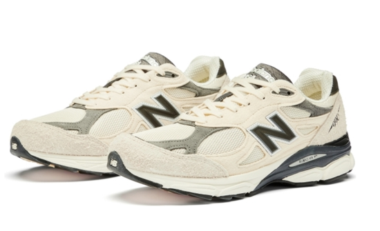  New Balance 990v3 Series Athletic Shoes